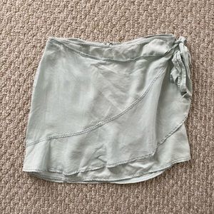 NWT Vici Chambray Wrap Skirt